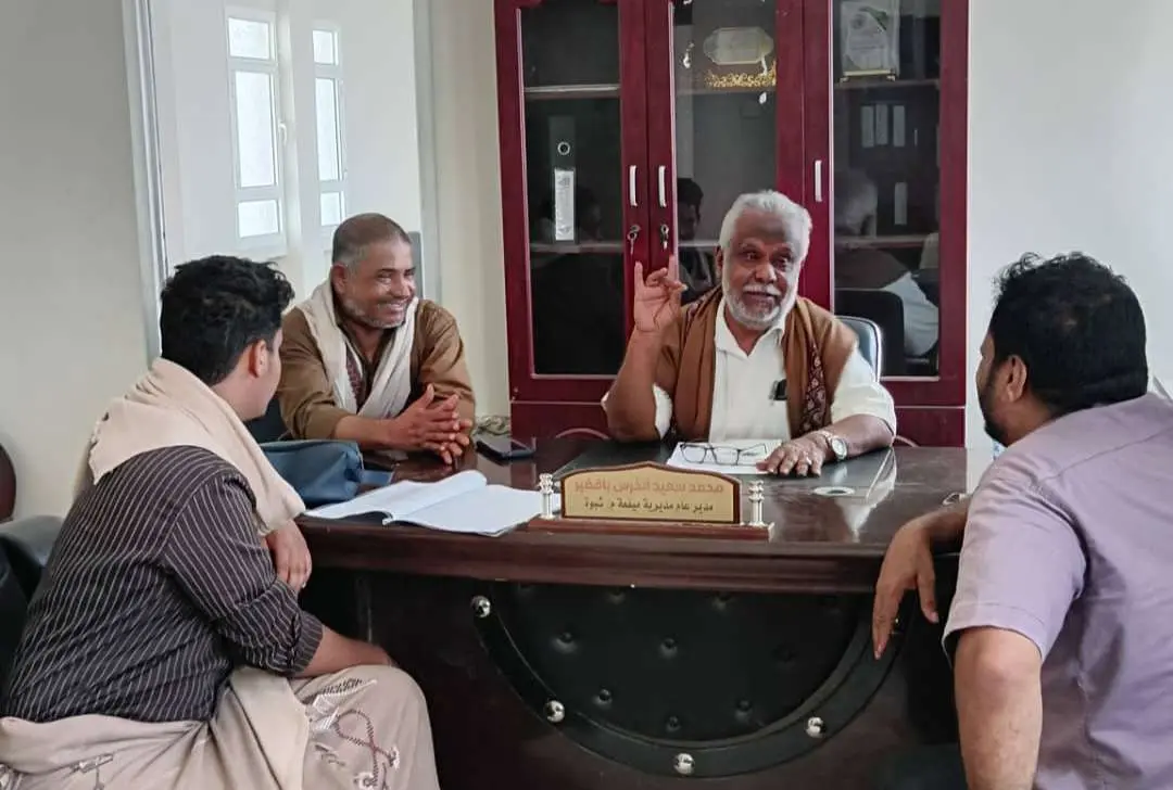 مدير عام مديرية ميفعة يرحب بقدوم القافلة الطبية إلى مستشفى عزان العام