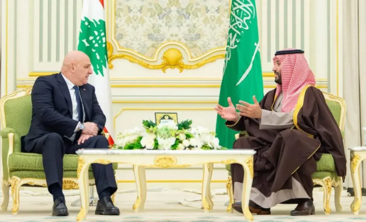 الرئيس اللبناني وولي العهد السعودي يبحثان التطورات...