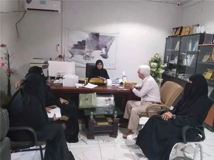 مكتب السياحة بعدن يبحث مع مكتب التخطيط سبل تفعيل ا...