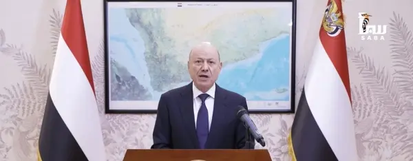العليمي يعلن استئناف تصدير النفط ويدعو إلى اصطفاف وطني خلف القوات المسلحة