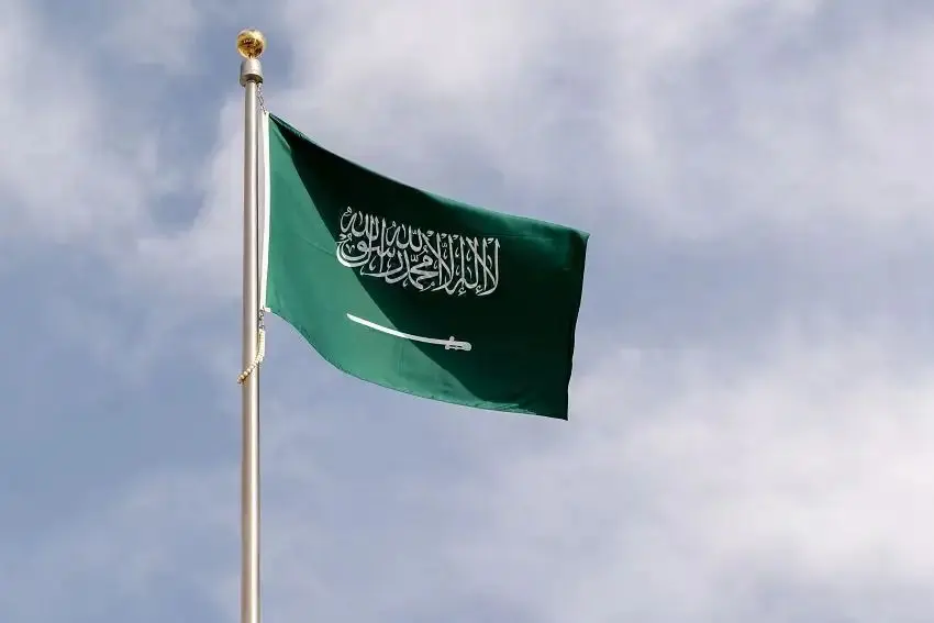 بيان سعودي شديد اللهجة يفند أكاذيب الحوثيين ويفضح...