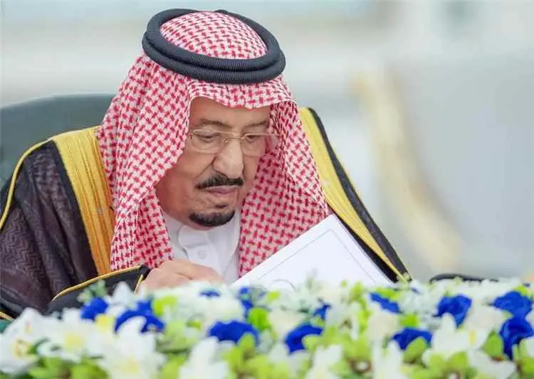 مجلس الوزراء السعودي يدين ادعاءات الحوثي ويجدد است...