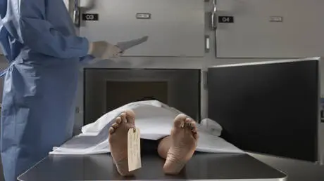 علاج كوري مثير للجدل يستخدم جلد المتوفين لتجديد ال...
