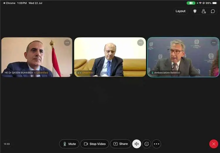 وزير الصحة يبحث مع السفير الإيطالي تعزيز التعاون الصحي وتوسيع مجالات الشراكة بين البلدين