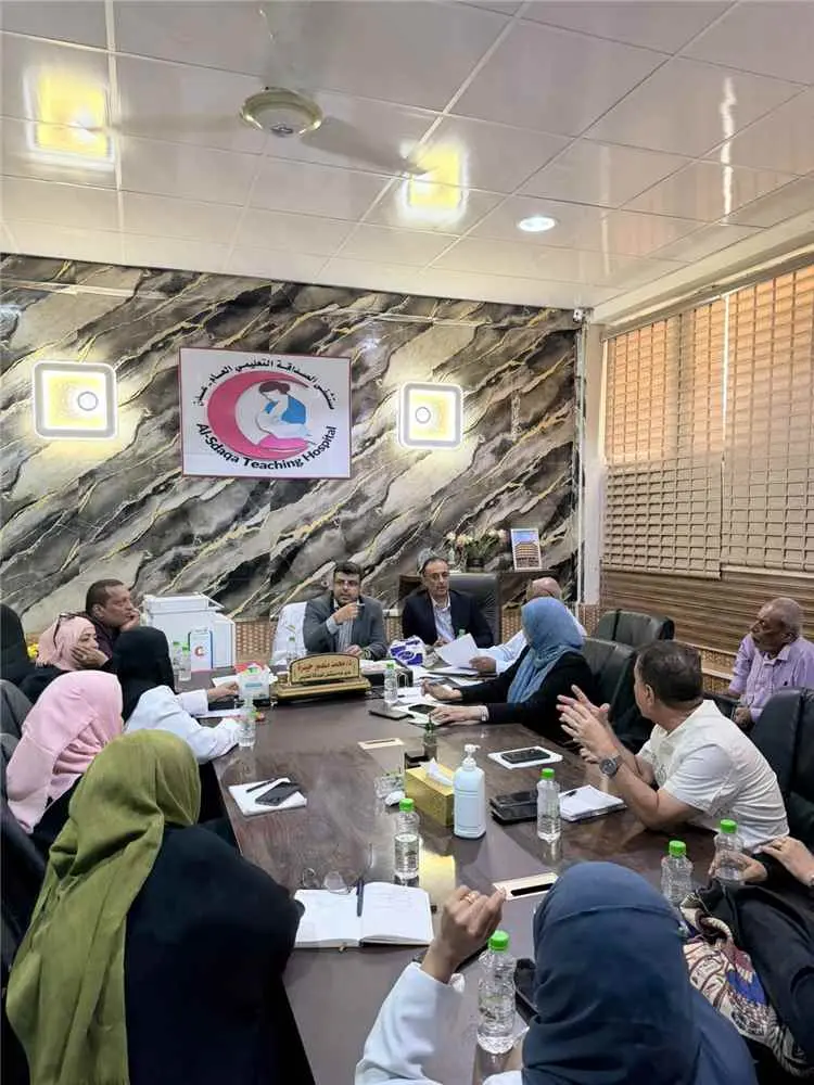 الوكيل الحيدري يتفقد اوضاع مستشفى الصداقة في عدن