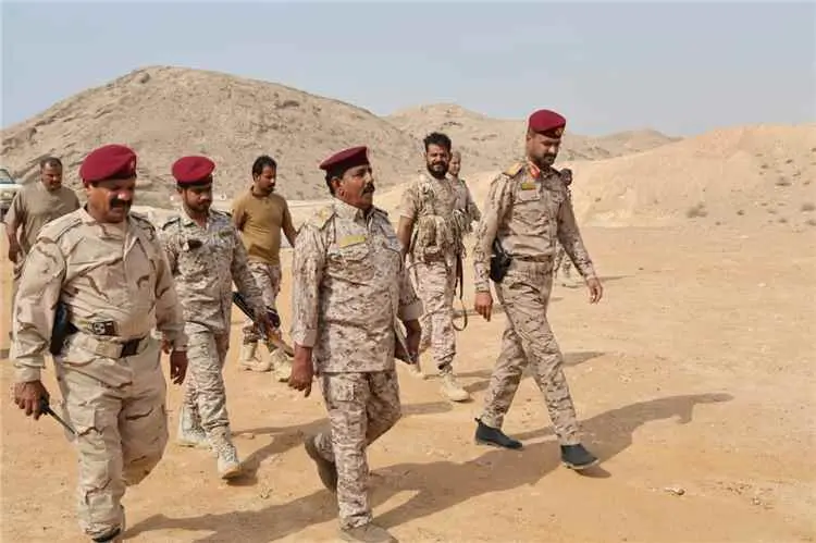 قائد المنطقة العسكرية الثانية يتفقد مشروع مخطط شهد...