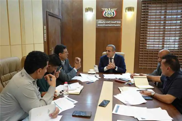 وزير الصحة يترأس اجتماع اللجنة الفنية التأسيسية لصندوق الصحة ويؤكد تسريع استكمال الإجراءات المؤسسية لإطلاقه