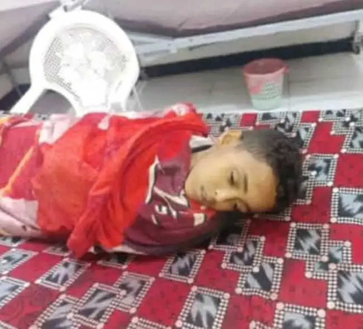مقتل طفل برصاص مناورات لعصابة الحوثي شرق تعز