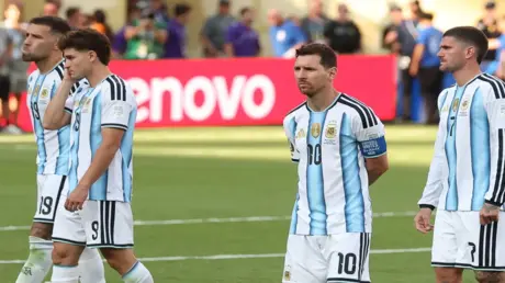 بعد خسارة كأس العالم.. أول لاعب أرجنتيني يعلن رسمي...