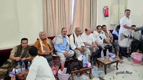 إقامة مراسيم زفاف عالمية في عدن اجتمع فيه الفرقاء شرعية وانتقالي بمقيل واحد