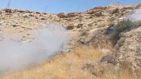 سوريا.. احتراق سيارة ووفاة سائقها بعد سقوطها من تل...