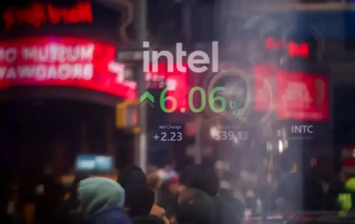 صعود سهم إنتل بتعاملات ما قبل الافتتاح بالبورصة ال...