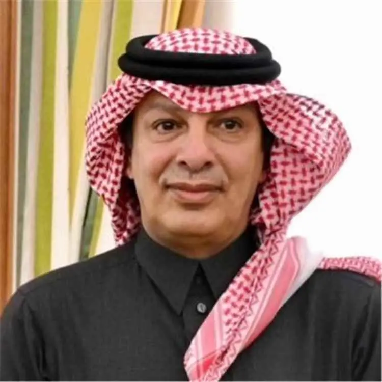 آل هتيلة: السعودية تضع استقرار الاقتصاد اليمني وتح...