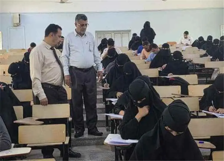 أجواء مستقرة تواكب امتحانات العلوم الإدارية بجامعة...