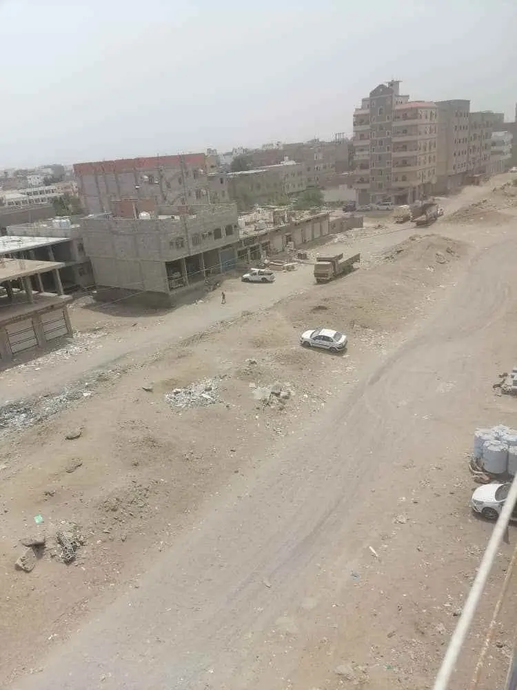أهالي بلوك 12 يناشدون محافظ عدن ومأمور الشيخ عثمان...