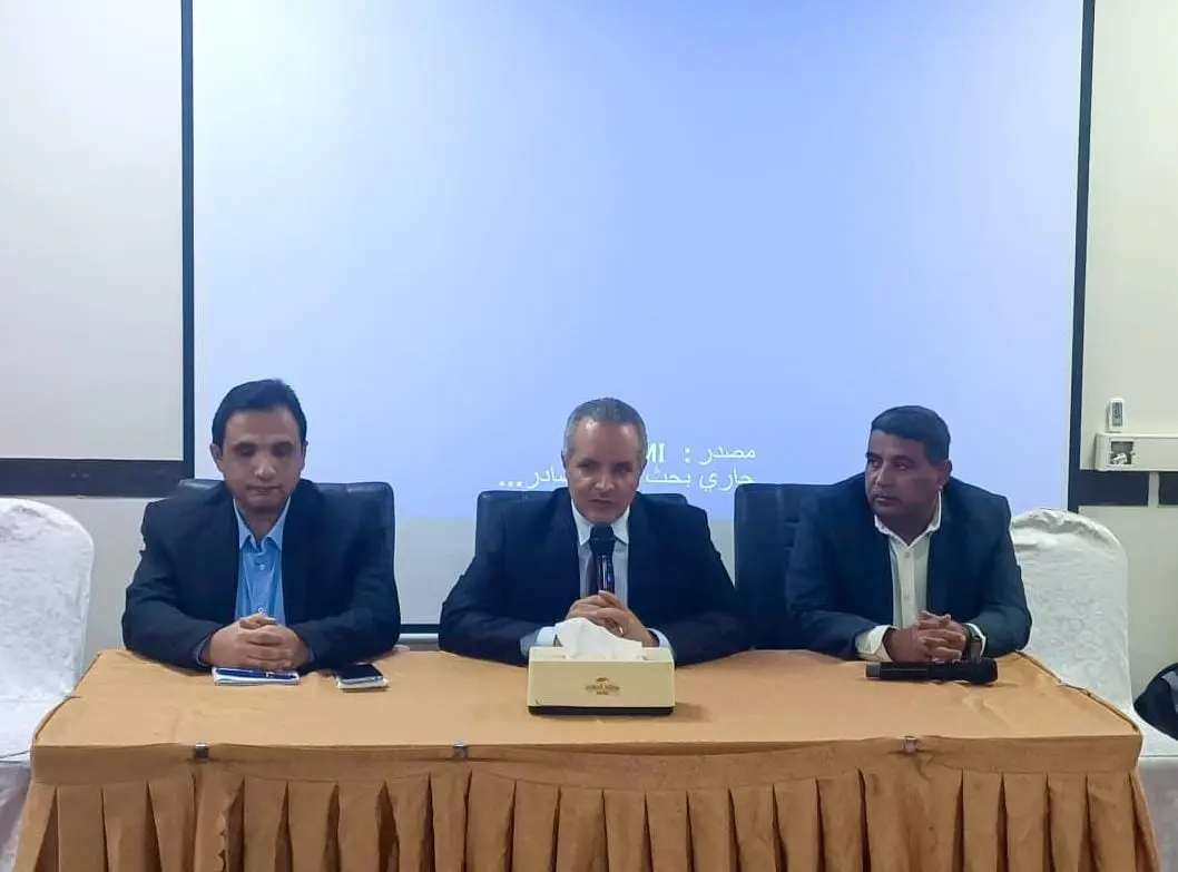 الوزير اليافعي يؤكد أهمية تعزيز موقع الصندوق الاجت...