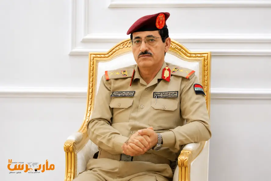 وزير الدفاع: القوات المسلحة ماضية في مواجهة الحوثي...
