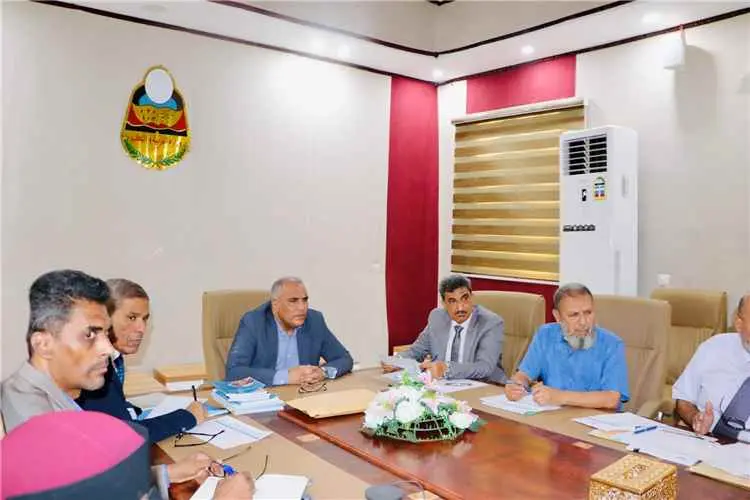 فريق الأمانة العامة لمجلس الوزراء يلتقي قيادة وزار...