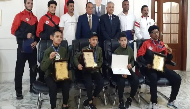 سفير اليمن في الأردن يكرم أبطال الجودو بعد إنجاز ع...