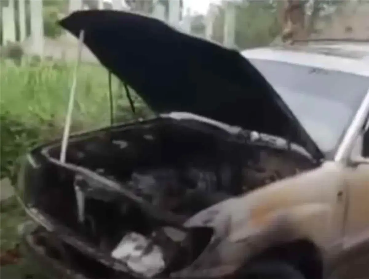 إحراق سيارة مواطن في إب يفاقم المخاوف من تدهور الأ...