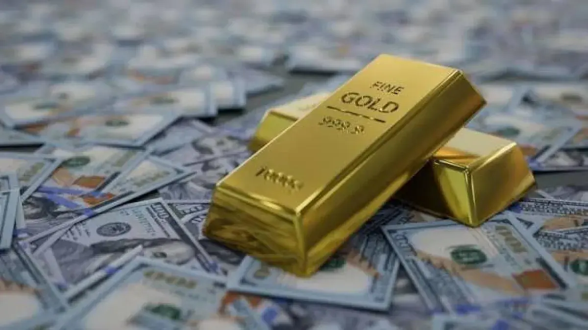 تراجع أسعار النفط والذهب وسط تقلبات الأسواق العالمية