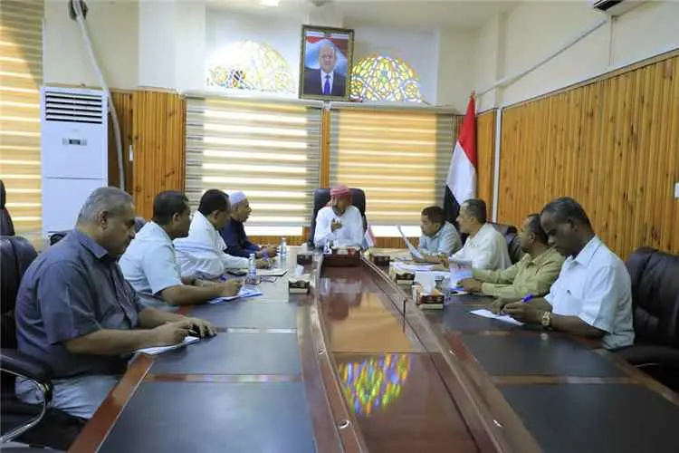 لجنة المناقصات الفرعية بوادي حضرموت تُرسي سبعة مشا...