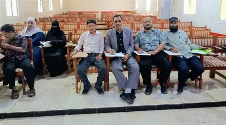كلية اللغات بجامعة عدن تستعرض العرض التطبيقي للورش...