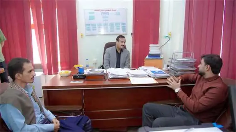المحافظ بن الوزير يطّلع على مستوى التحصيل العلمي ل...