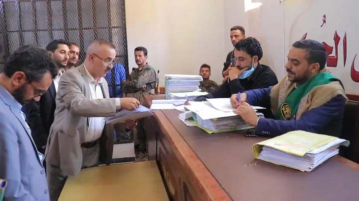 مستجدات محاكمة المتهمين في قضية رجال الأعمال الخول...
