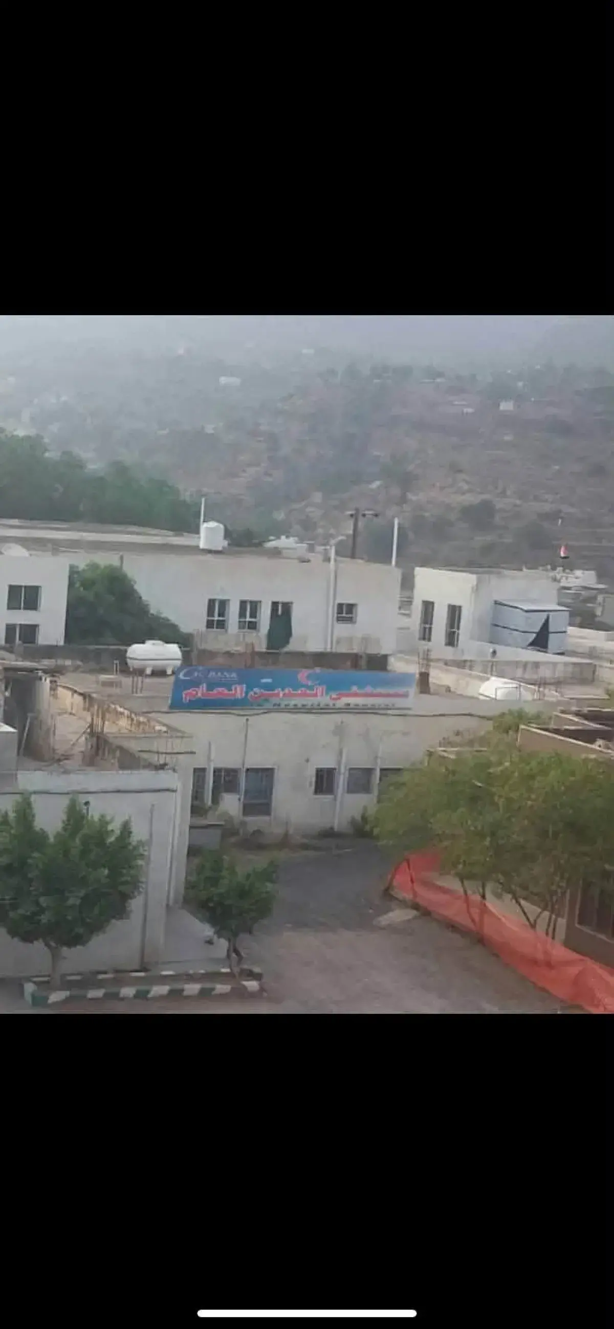 انتحال صفة وتزوير مؤهلات.. اتهامات لمدير مستشفى ال...