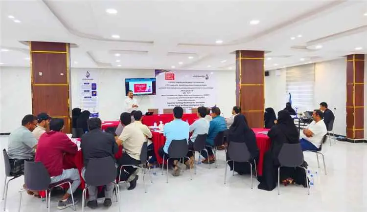 شبوة تدشّن دورة تدريبية متخصصة في استخدامات الذكاء...