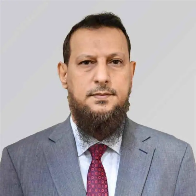 كاتب صحفي: عبدالرحمن شيخ قادر على إحداث نهضة في عدن إذا أُزيلت العراقيل من طريقه