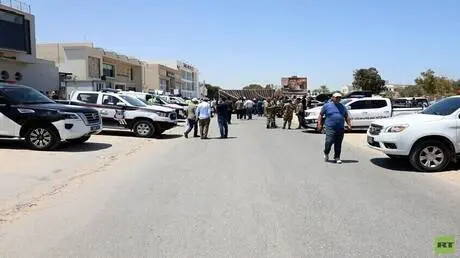ليبيا.. السواتر الترابية وشعارات إسقاط الحكومات تو...