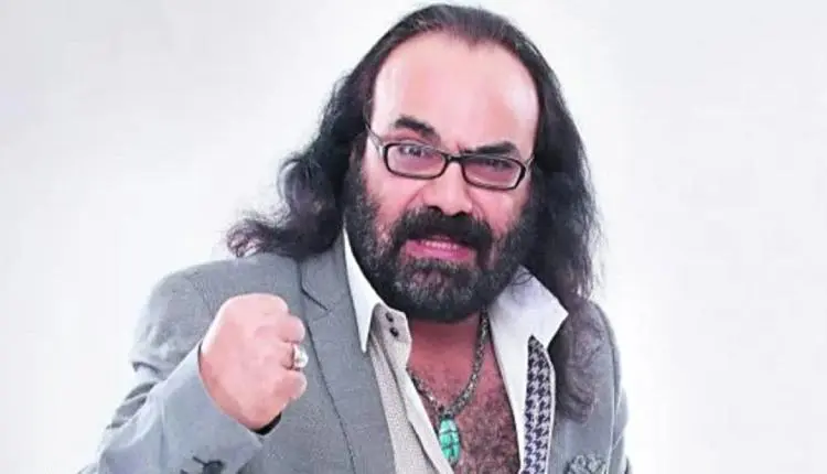 نادر أبو الليف يكشف تطورات حالته الصحية بعد تعرضه...