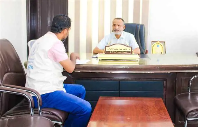 مدير عام بروم ميفع يبحث مع منسق إئتلاف الخير آلية تنفيذ مشروع قياس أثر المشاريع المنفذة بالمديرية