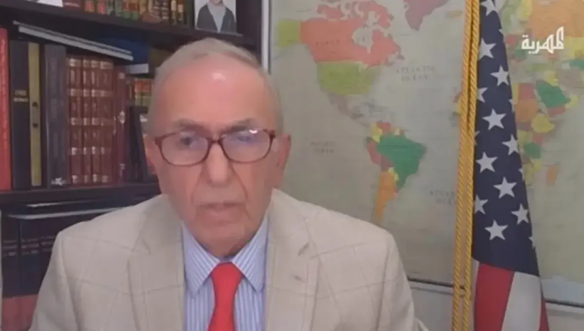 مستشار ترامب: واشنطن قد تتدخل عسكرياً إذا هدد الحو...