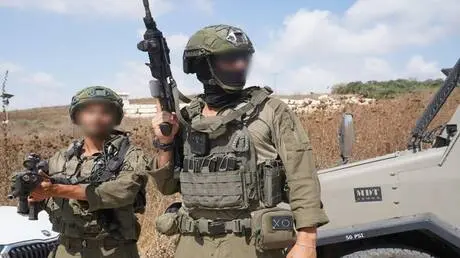 الجيش الإسرائيلي يلقي القبض على 3 عناصر من "رواد ا...