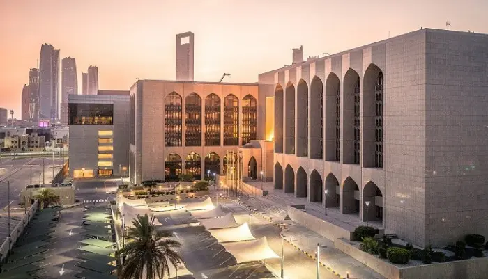نمو أصول القطاع المصرفي في الإمارات لتتجاوز 5.6 تر...