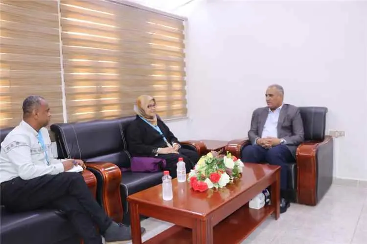 وزير التربية والتعليم يناقش مع وفد اليونيسف مشروع...