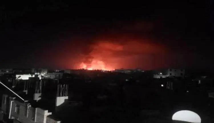 الحوثي يمطر منطقة سكنية بالهاونات والدمار يطال مشر...