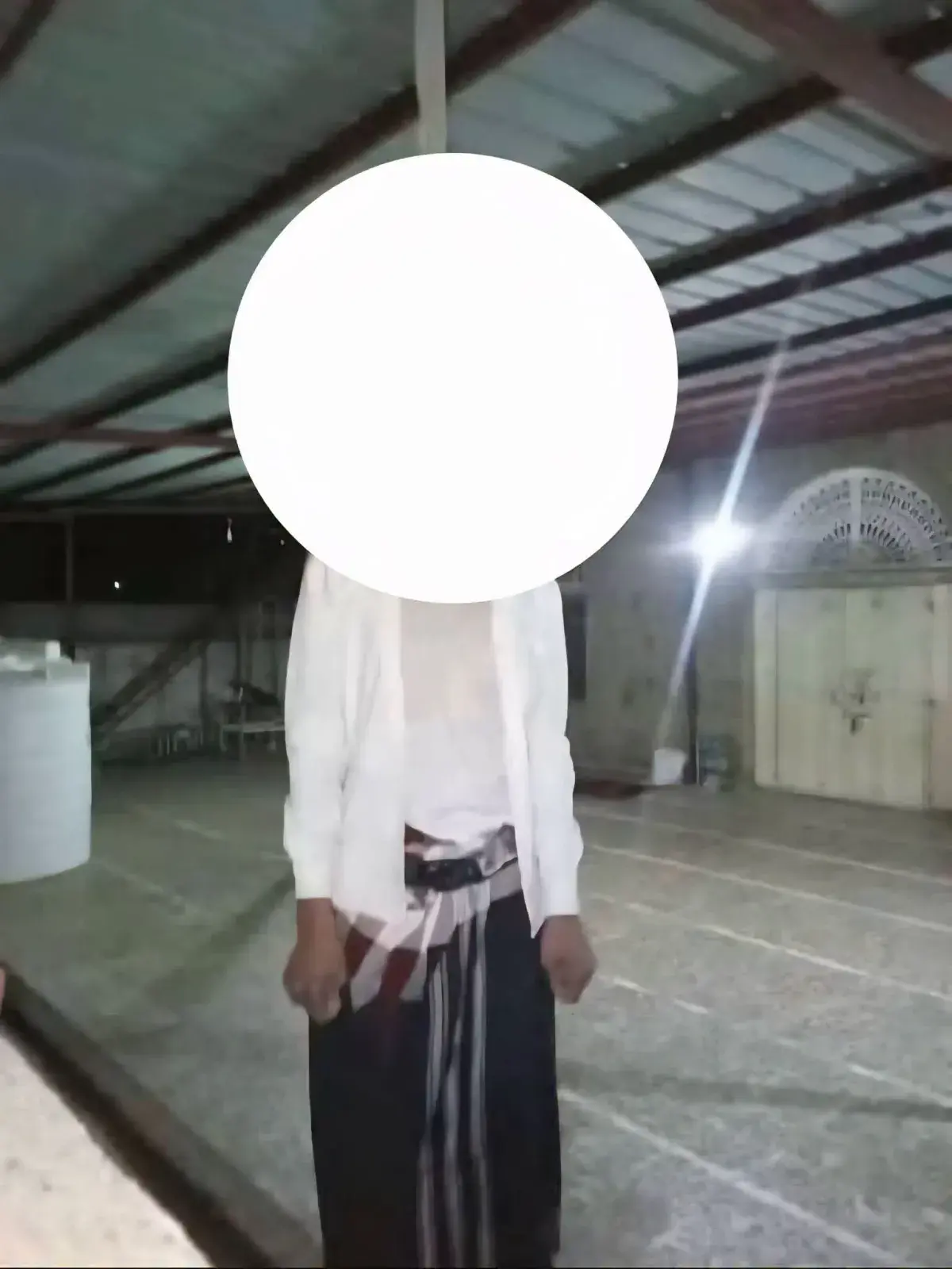 العثور على شاب مشنوقًا داخل باحة مسجد في تعز