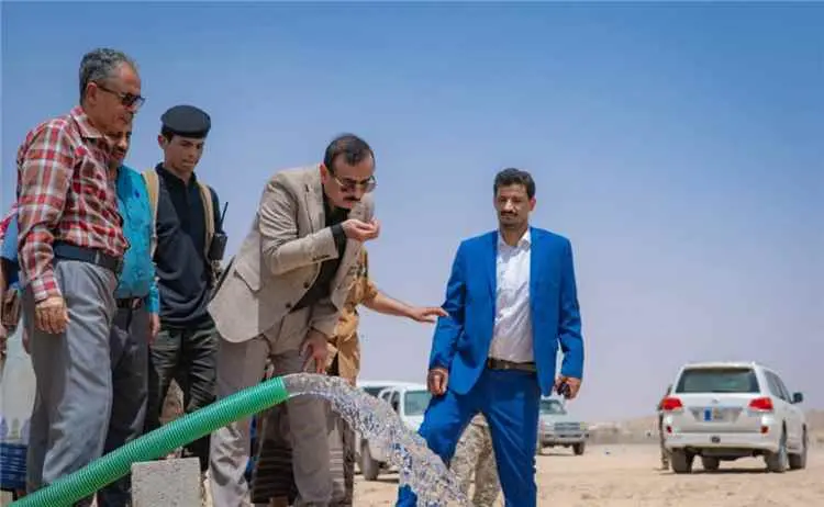 المحافظ بن الوزير يفتتح مشروع مياه نعضة ويؤكد مواص...