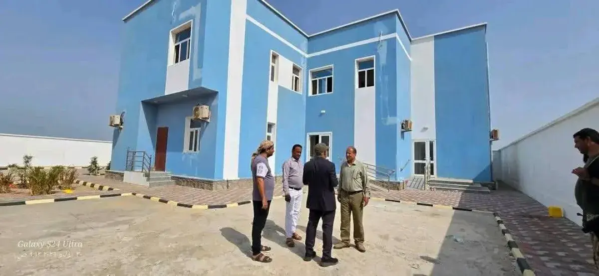 الوجيه والمسعودي يبحثان تشغيل مركز الأمومة والطفول...