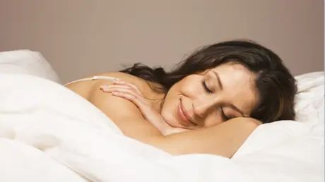 من قلة النوم إلى زيادته.. العلماء يكشفون تأثير ساعات النوم على خطر الخرف