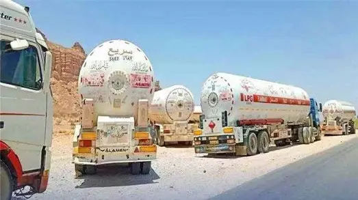 احتجاز مقطورات الغاز بمأرب لليوم السادس يقطع الإمدادات عن العاصمة عدن