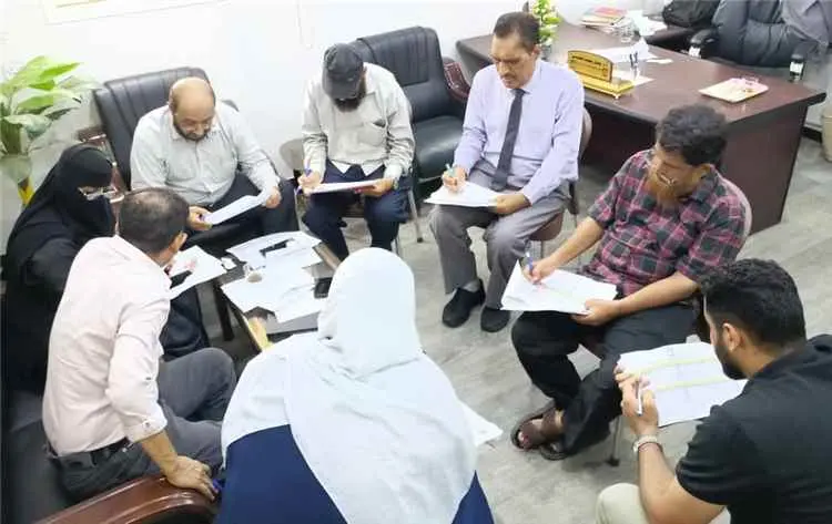 كلية اللغات بجامعة عدن تستكمل استعداداتها لورشة تو...