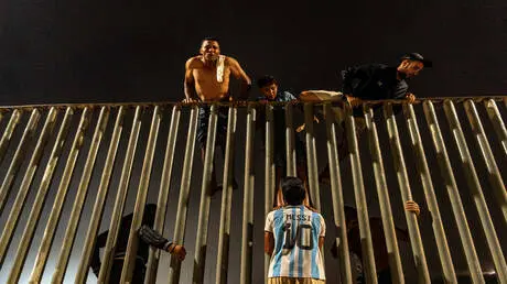 اليمين الهولندي يطالب بالخروج من الاتحاد الأوروبي...