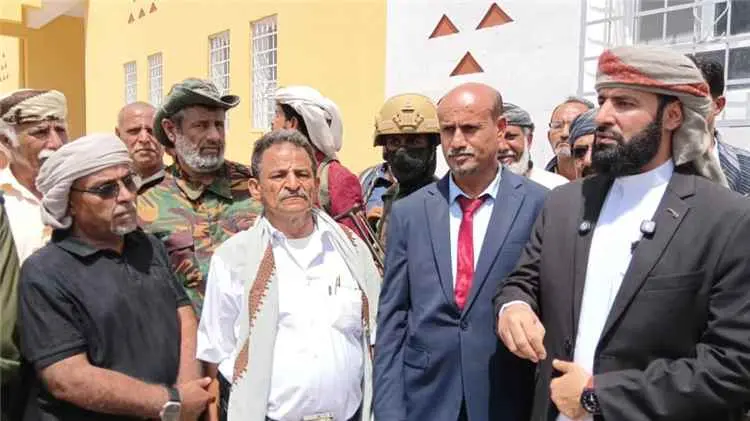 محافظ أبين يختتم زيارة ميدانية لمديريات يافع