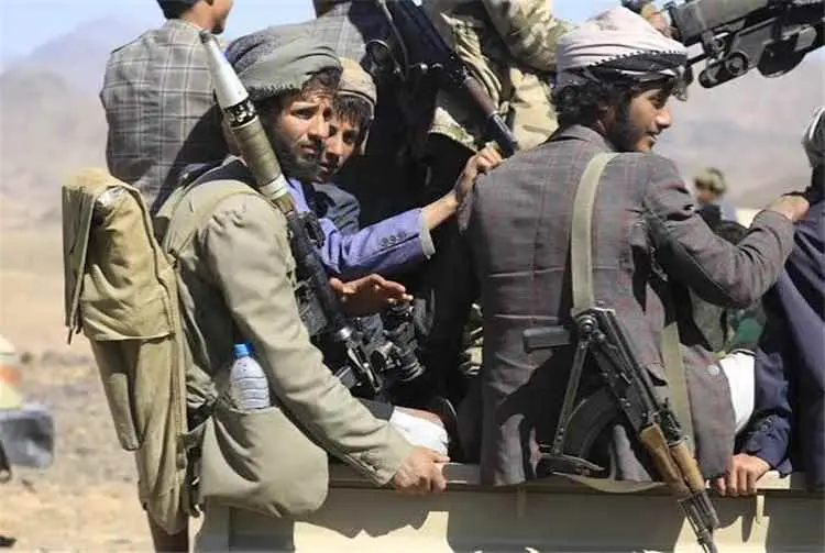 اليمن يربط السلام والأمن البحري بإنهاء المشروع الح...