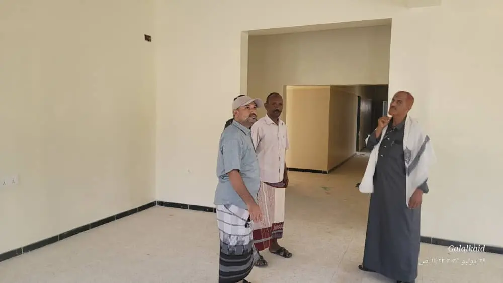قبيل افتتاحه الرسمي.. مأمور المسيمير ورئيس المحكمة الابتدائية بالمديرية يتفقدان جاهزية المجمع الحكومي والقضائي ويؤكدان أن تعزيز مؤسسة القضاء أولوية لترسيخ سيادة القانون